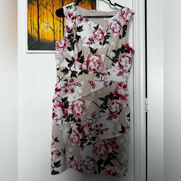 Laura textured floral print dress. - Picture 1 of 5